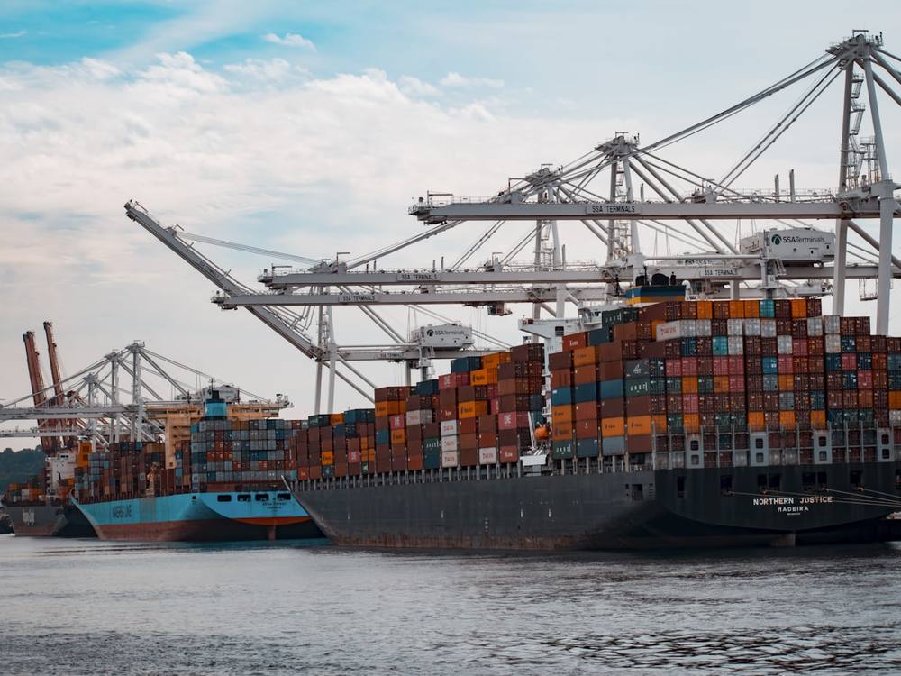 Container ships alongside the quay